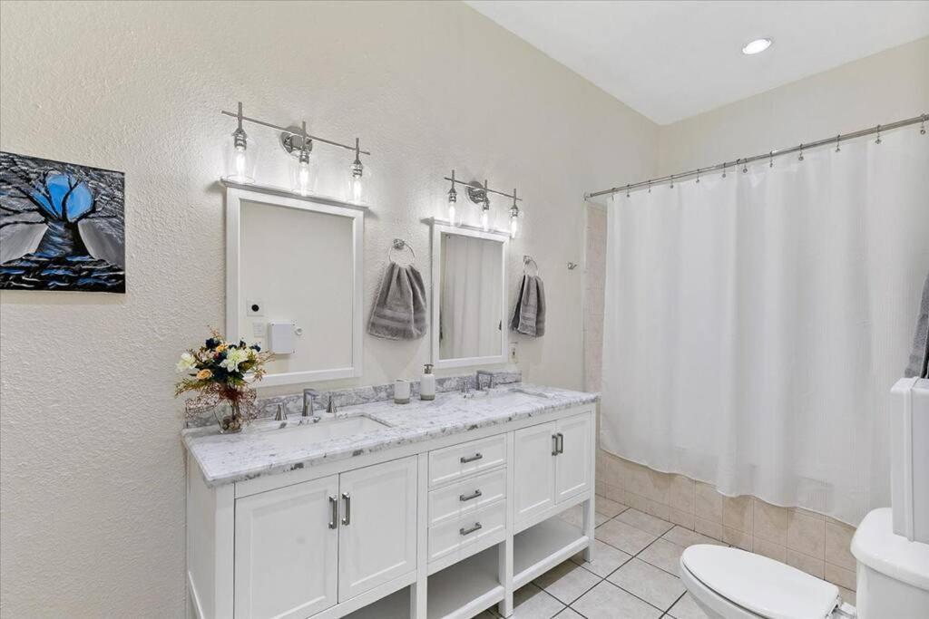 Lucky House - Tranquility In The Middle Of Houston - Tv In Every Room - 300 M2 Exteriér fotografie