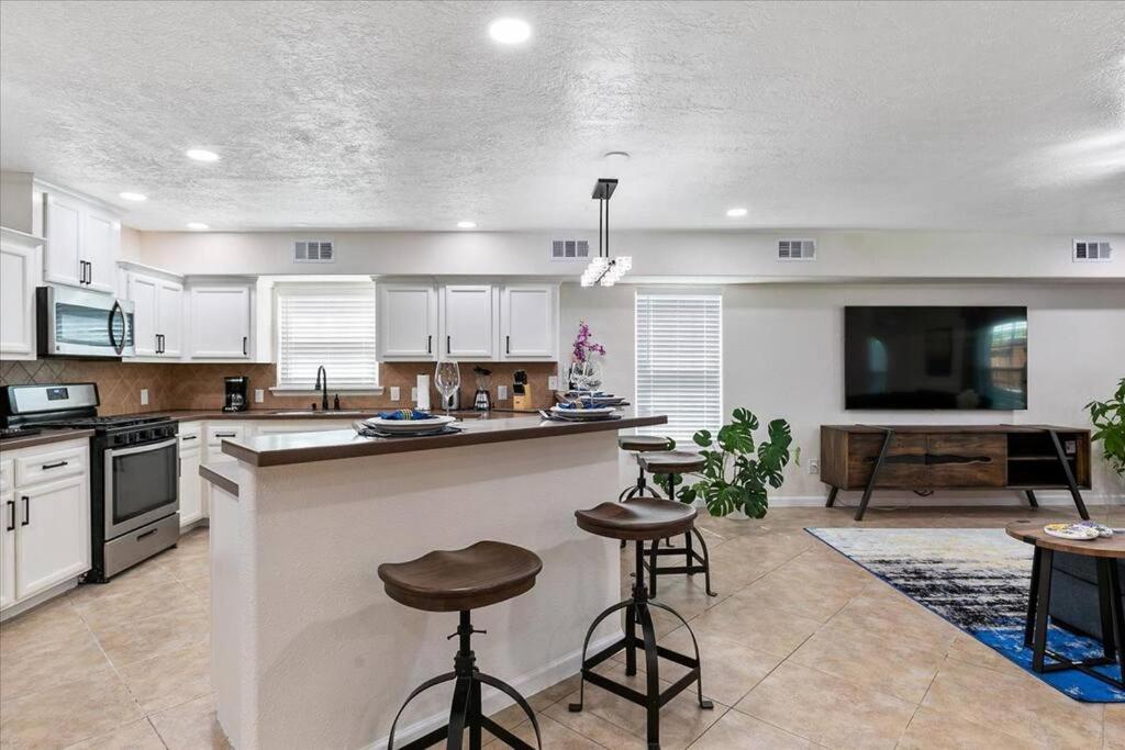 Lucky House - Tranquility In The Middle Of Houston - Tv In Every Room - 300 M2 Exteriér fotografie